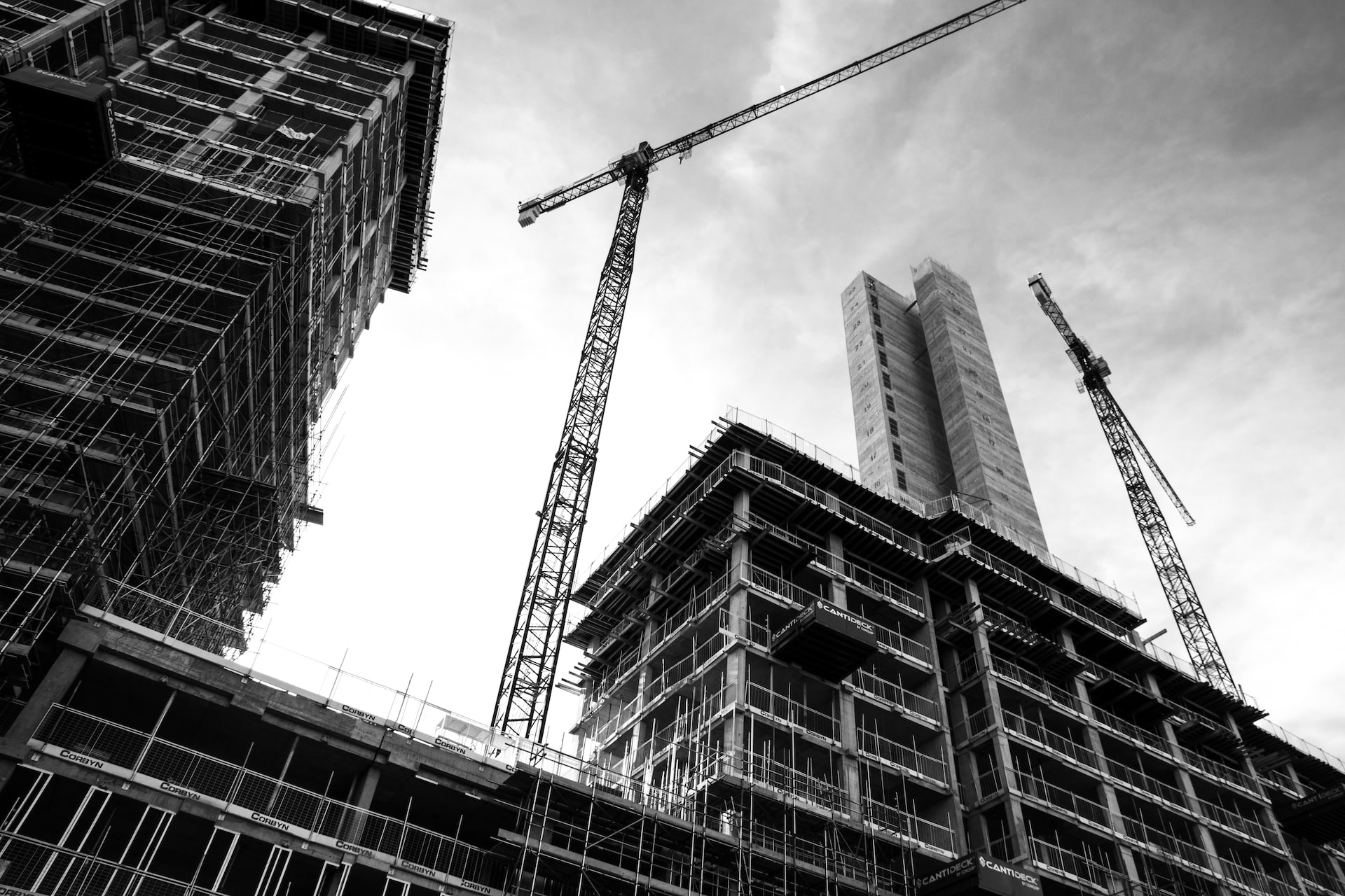 Die Bauwirtschaft in Zeiten der Rezession - Analyse und Ausblick